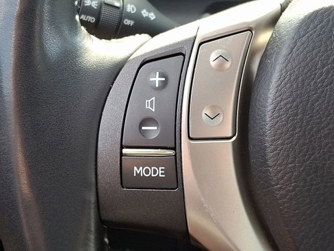 Used 2015 Lexus ES 300h image 24