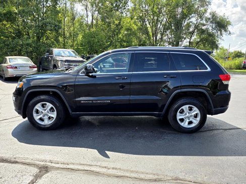Used 2017 Jeep Grand Cherokee Laredo w/ Quick Order Package 23E image 4
