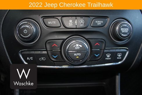 Used 2022 Jeep Cherokee Trailhawk w/ Comfort/Convenience Group image 30