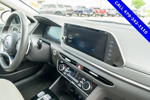 Used 2023 Hyundai Sonata Limited image 40