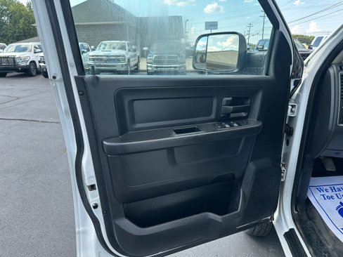 Used 2018 RAM 3500 Tradesman w/ Chrome Appearance Group image 9