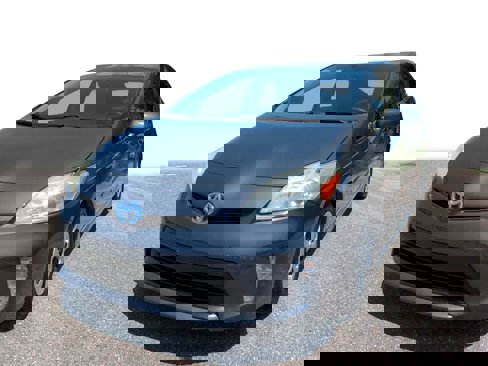 Used 2012 Toyota Prius Two image 1