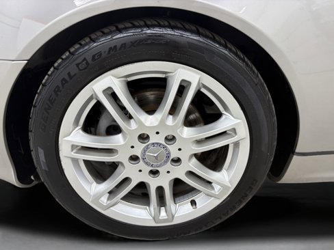 Used 2004 Mercedes-Benz SLK 230 image 7