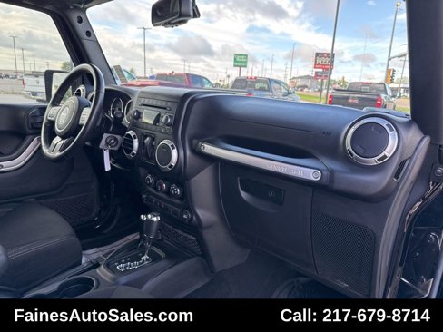 Used 2016 Jeep Wrangler Rubicon w/ Power Convenience Group image 50