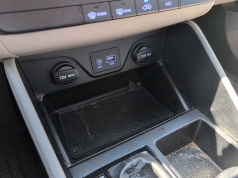 Used 2021 Hyundai Tucson SE image 30