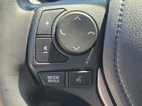 Used 2016 Toyota RAV4 XLE image 31