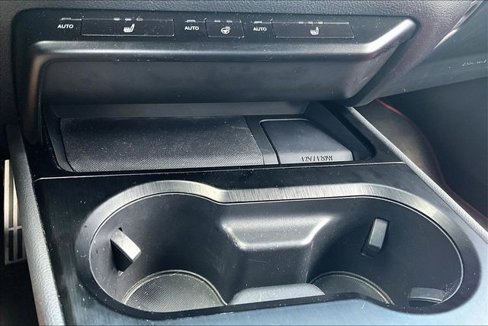 Used 2019 Lexus UX 200 image 33