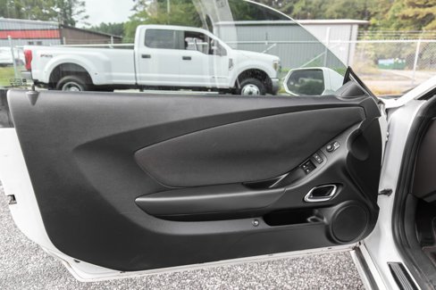 Used 2015 Chevrolet Camaro SS w/ SS Performance Package image 12