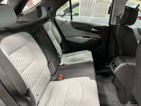 Used 2018 Chevrolet Equinox LS image 12