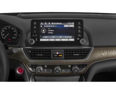 Used 2018 Honda Accord Touring image 10