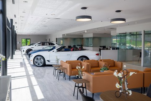 Used 2020 BMW 740i xDrive w/ Interior Design Package image 15