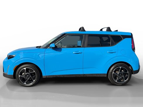Used 2023 Kia Soul EX image 2