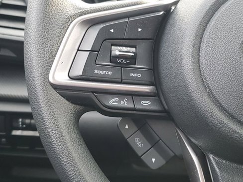 Used 2023 Subaru Impreza Premium image 9