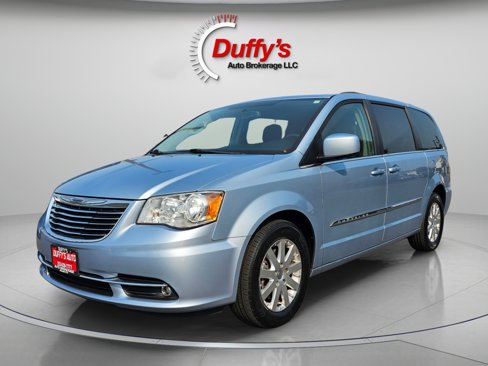 Used 2013 Chrysler Town & Country Touring image 14