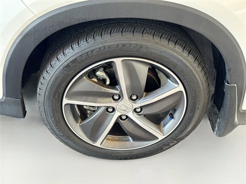 Used 2021 Honda HR-V EX-L image 30