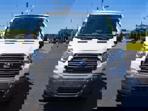 Used 2016 Ford Transit 250 130 Low Roof image 2