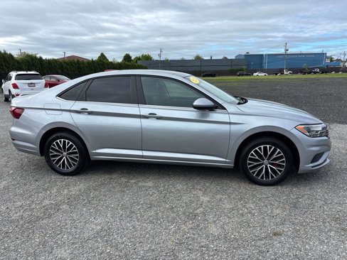 Used 2020 Volkswagen Jetta R-Line image 3