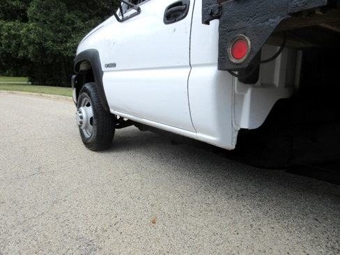 Used 2005 Chevrolet Silverado 3500 2WD Regular Cab image 24