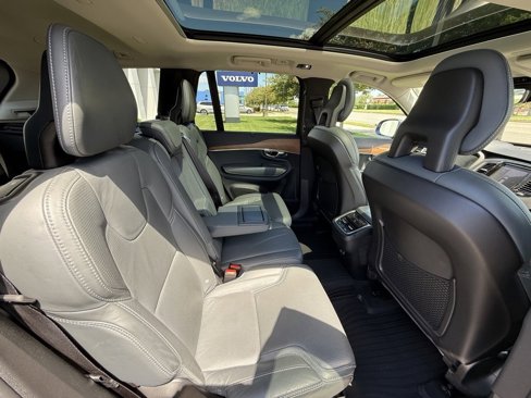 Used 2020 Volvo XC90 T6 Inscription w/ Protection Package Premier image 24
