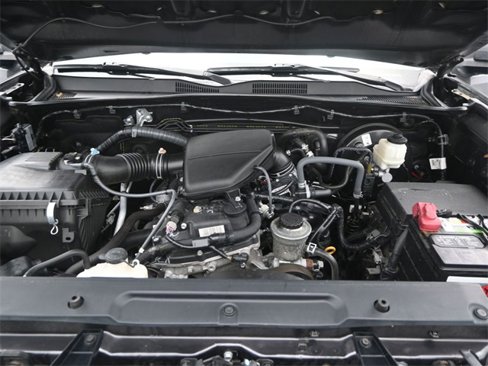 Used 2018 Toyota Tacoma SR image 17
