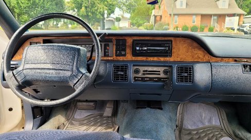 Used 1993 Chevrolet Caprice Classic LS image 13