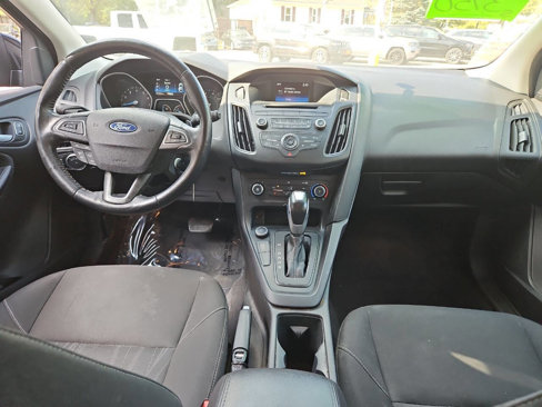 Used 2015 Ford Focus SE w/ SE Sport Package image 15