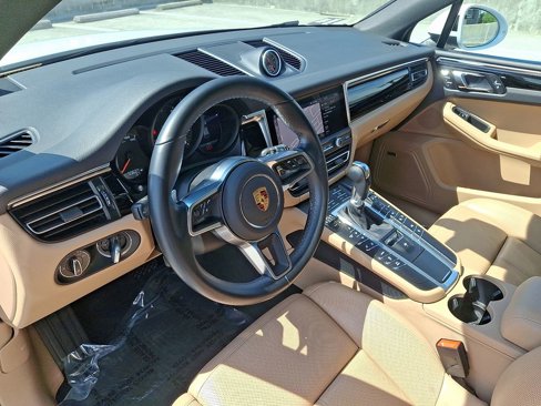 Used 2021 Porsche Macan image 4