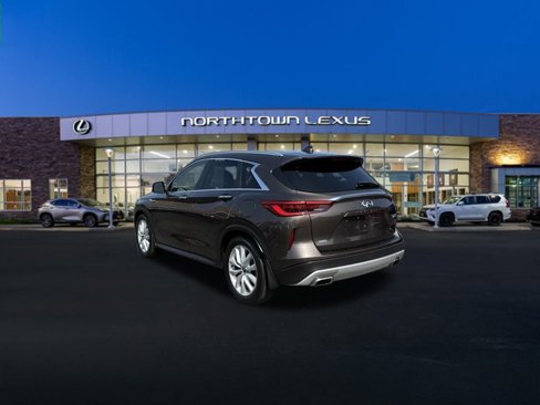 Used 2019 INFINITI QX50 Essential w/ Premium Heat Package image 22