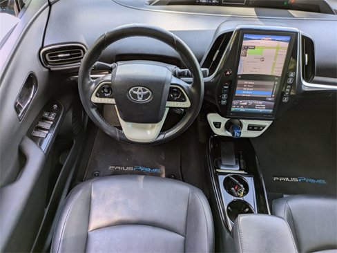 Used 2019 Toyota Prius Prime Premium image 16
