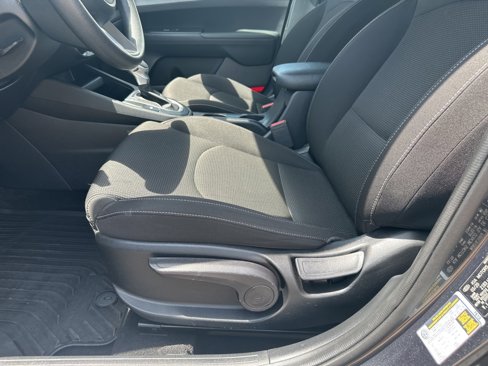 Used 2020 Kia Forte LXS image 13