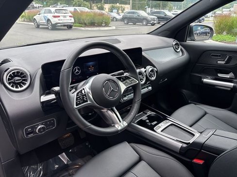 Used 2025 Mercedes-Benz GLA 250 4MATIC image 25