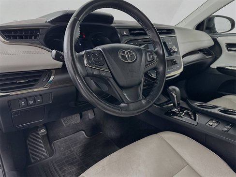 Used 2016 Toyota Avalon Limited image 15