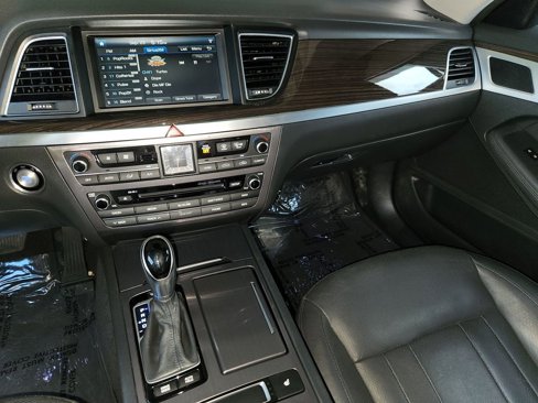 Used 2017 Genesis G80 3.8 image 16