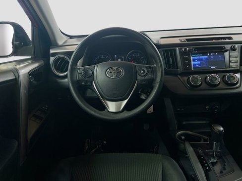 Used 2017 Toyota RAV4 LE image 20