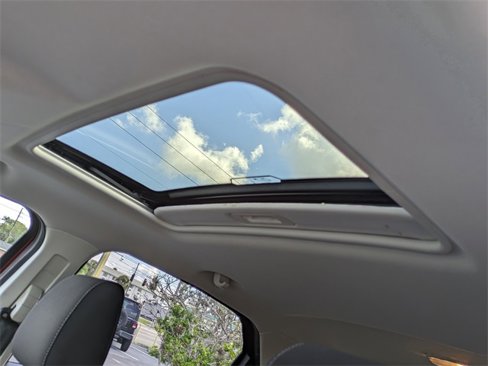 Used 2018 Ford EcoSport SE image 20