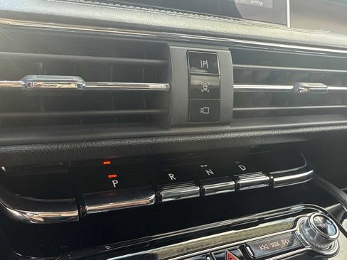 Used 2021 Lincoln Corsair Reserve w/ Equipment Group 201A image 18