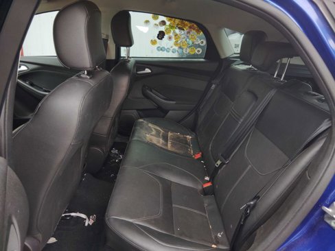 Used 2015 Ford Focus SE w/ Equipment Group 201A image 9