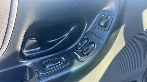 Used 2003 Ford Ranger XLT image 9
