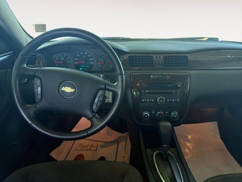 Used 2013 Chevrolet Impala LS image 2