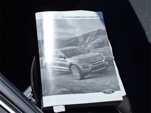 Certified 2021 Ford Explorer XLT image 25