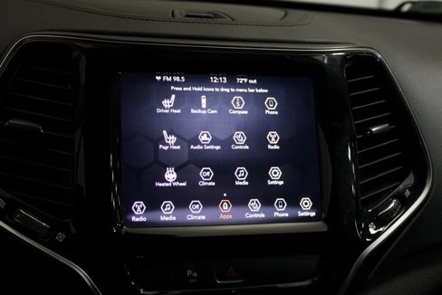 Used 2019 Jeep Cherokee Limited image 13
