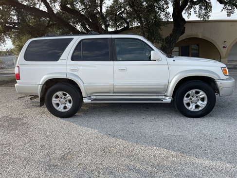 Used 2001 Toyota 4Runner Limited image 6