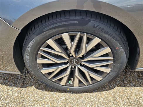 Used 2023 Nissan Altima 2.5 SV image 26