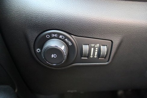New 2025 Jeep Compass Latitude w/ Altitude Special Edition image 14
