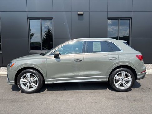 Used 2022 Audi Q3 2.0T Premium image 2