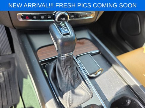 Used 2021 Volvo XC60 T5 Inscription w/ Protection Package Premier image 14