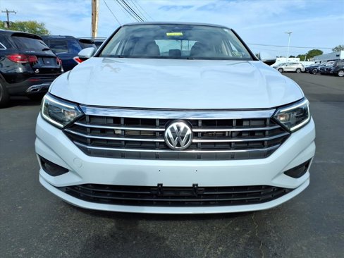 Used 2019 Volkswagen Jetta SEL Premium image 13