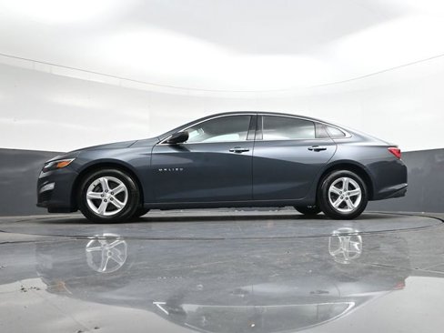 Used 2021 Chevrolet Malibu LS w/ Driver Confidence Package II image 31