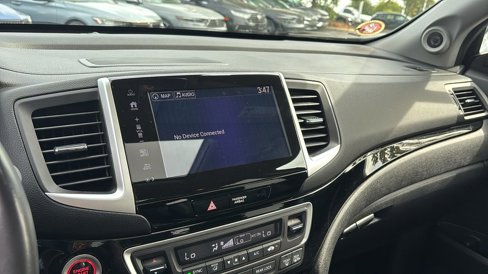 Used 2017 Honda Pilot Elite image 19