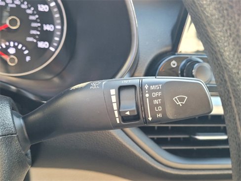 Used 2023 Kia Forte LXS w/ LXS Technology Package image 16